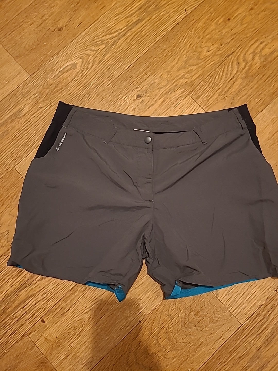 Boys Decathlon Size 106-110cm Grey Shorts