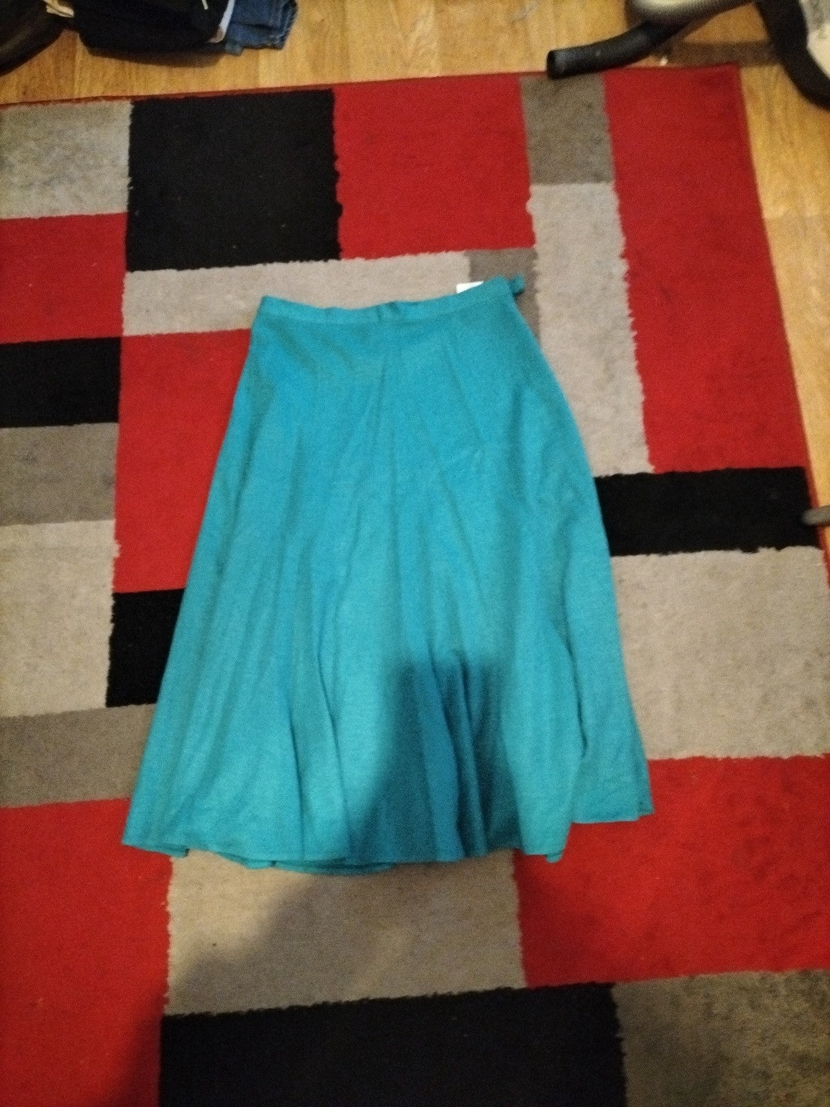 Ladies St Michael Size 14 Bright Turquoise Long Length Skirt