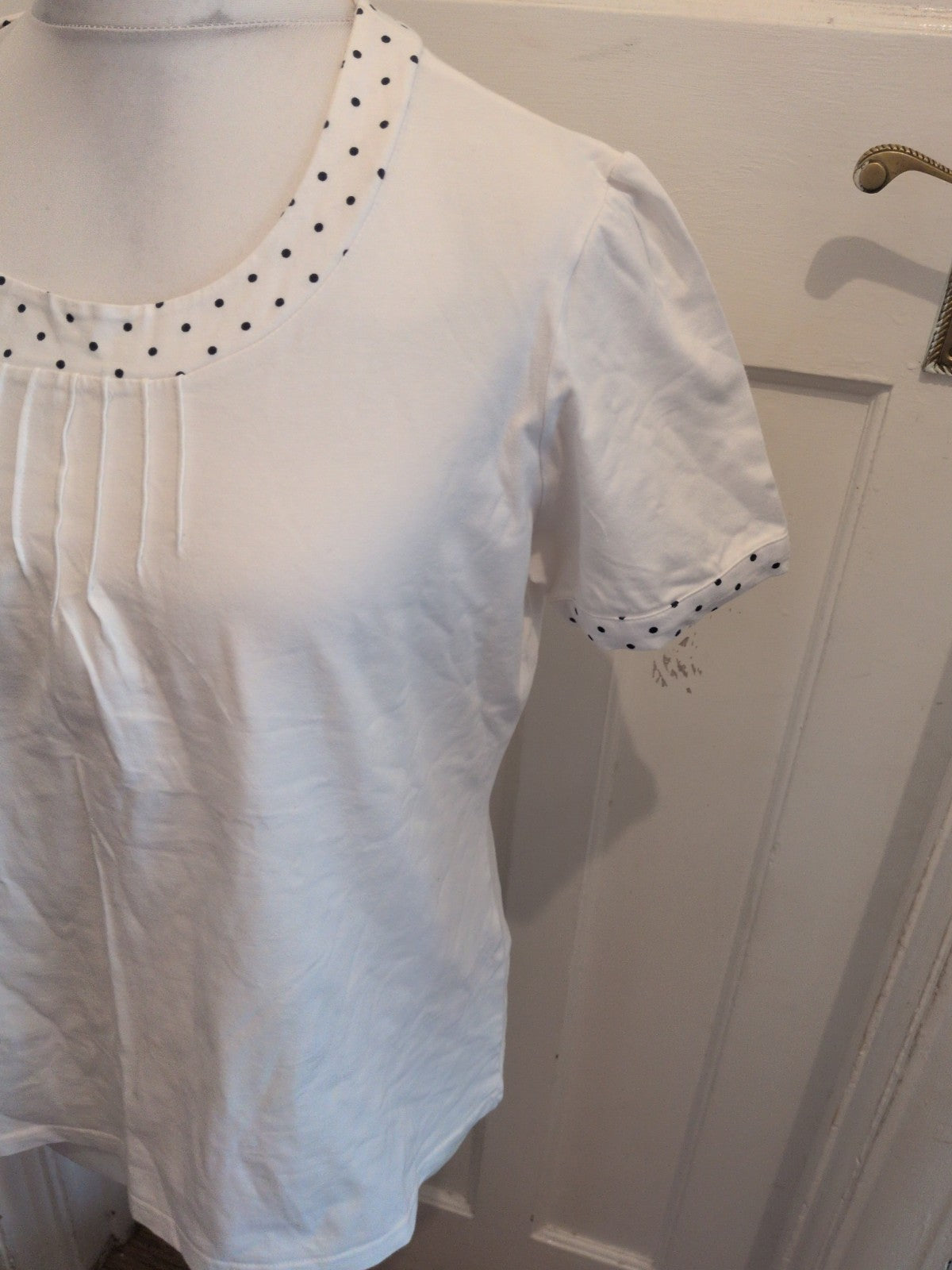 Damart 18-20 White With Polkadot Sleeve Hem T-shirt
