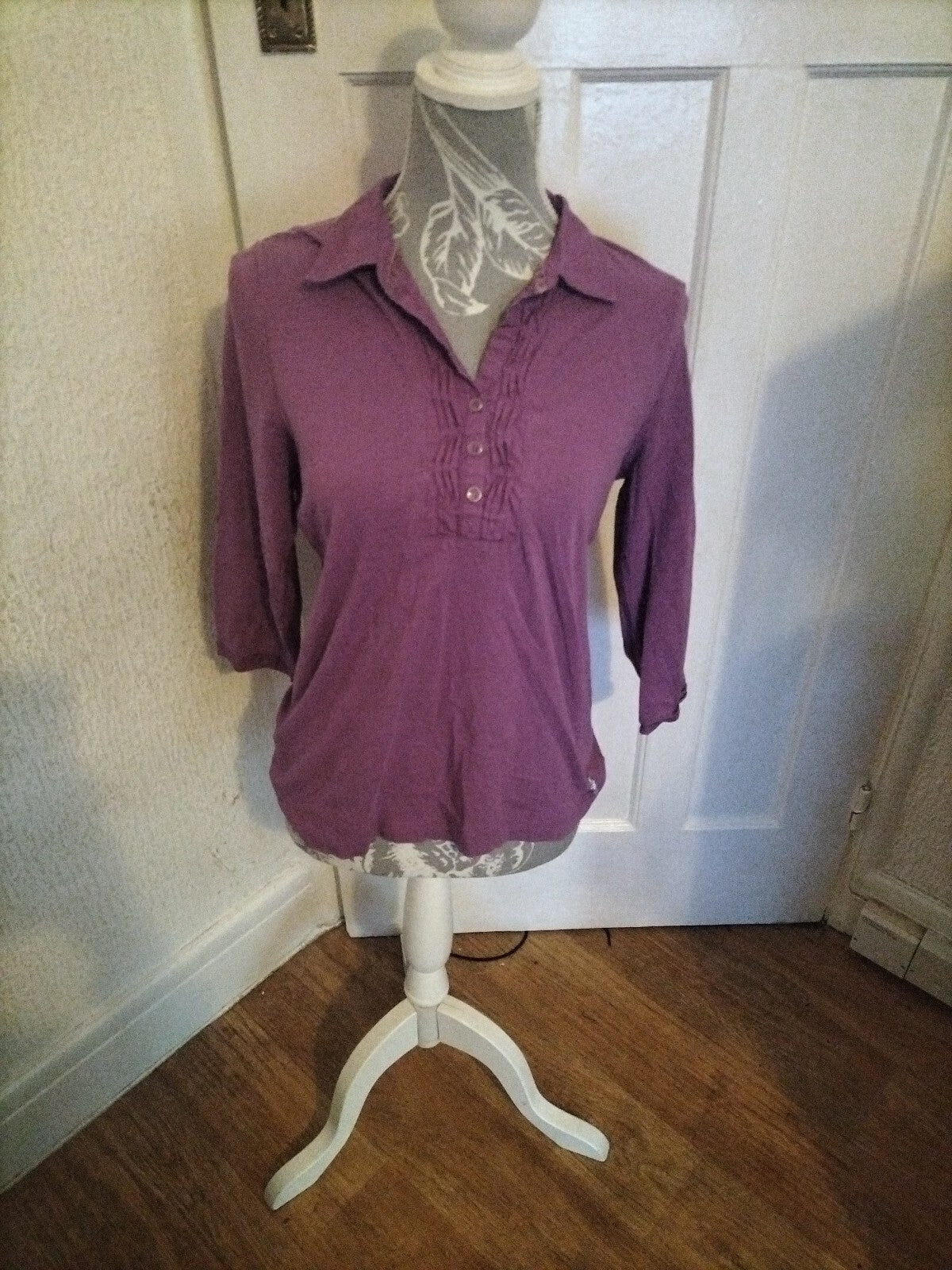 Ladies Size 10 Purple Long Sleeved Blouse