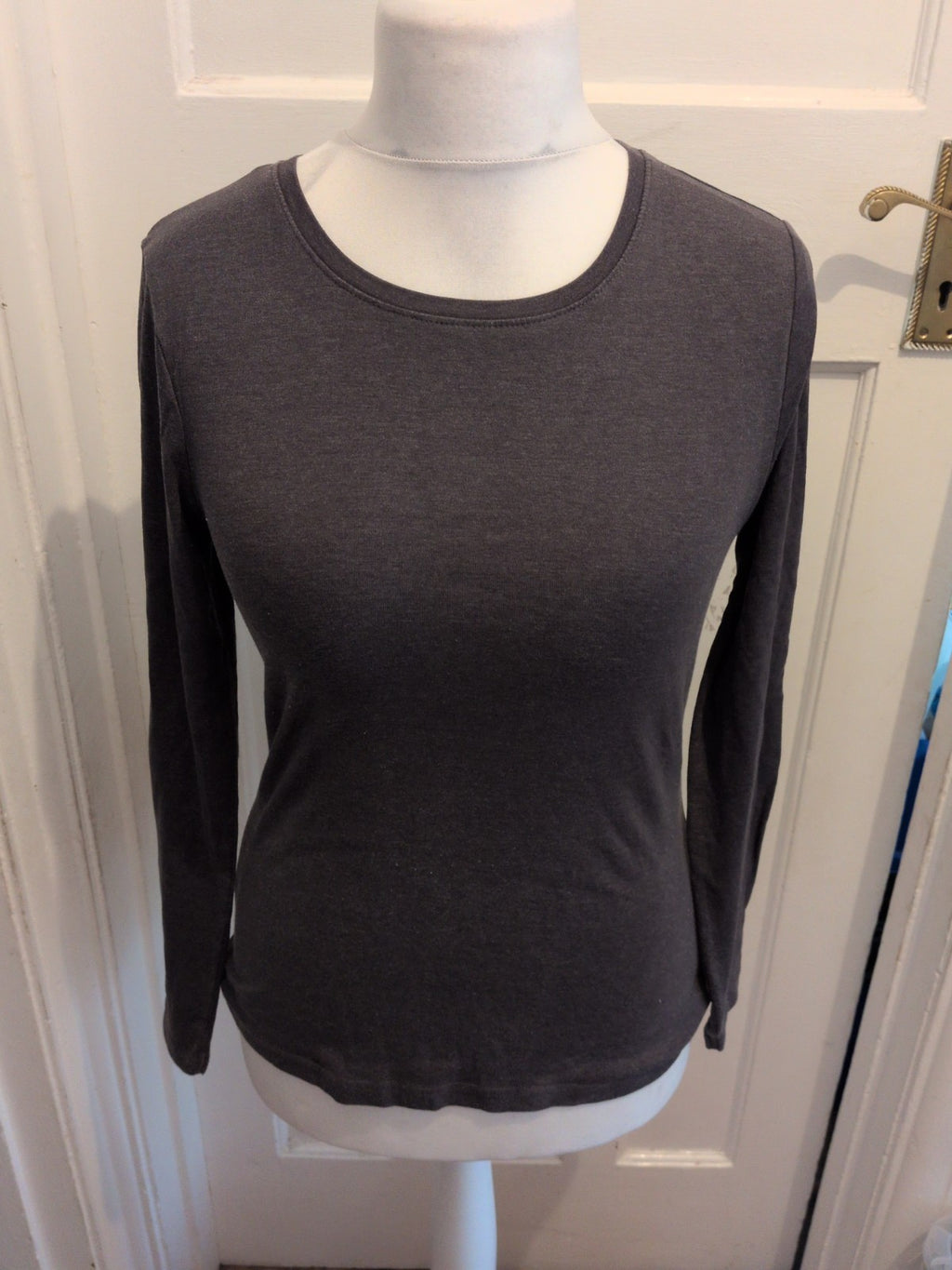 Nutmeg 10 Grey The Fitted T-shirt Long Sleeve