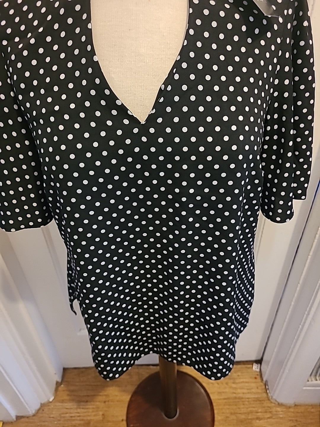Brand New Ladies F&F Size 10 Navy White Spotted Short Sleeved Blouse