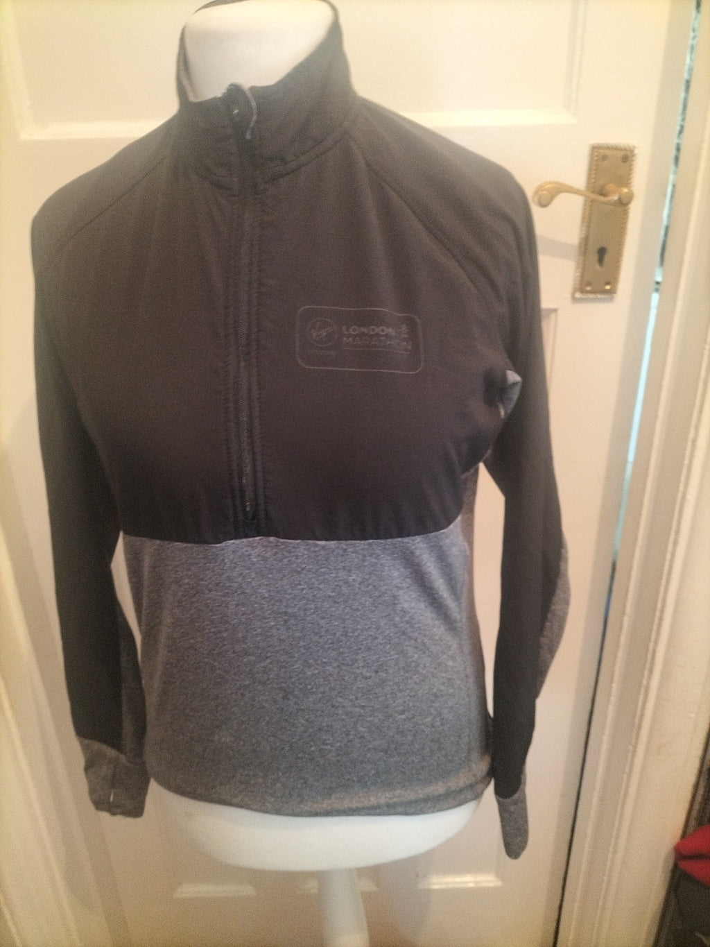 Mens Size Small Grey And Black London Marathon Pullover Jumper