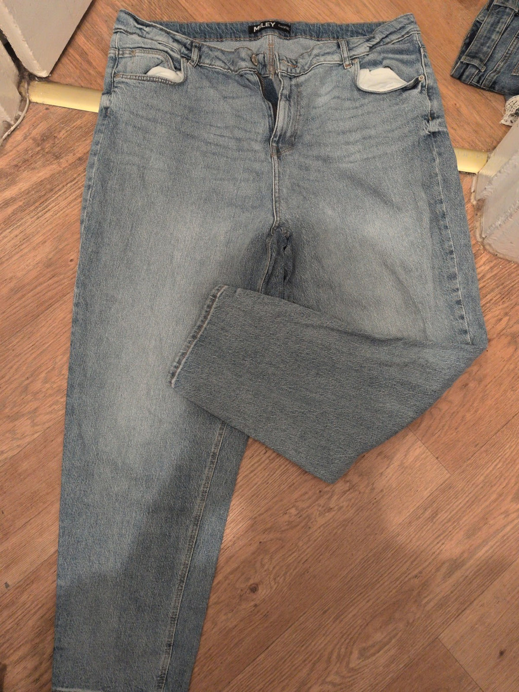 George 22 "Miley" Denim Straight Jeans