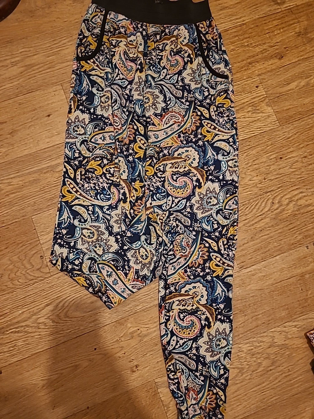 Ladies Quiz Size Small Multicoloured Elasticated Leggings