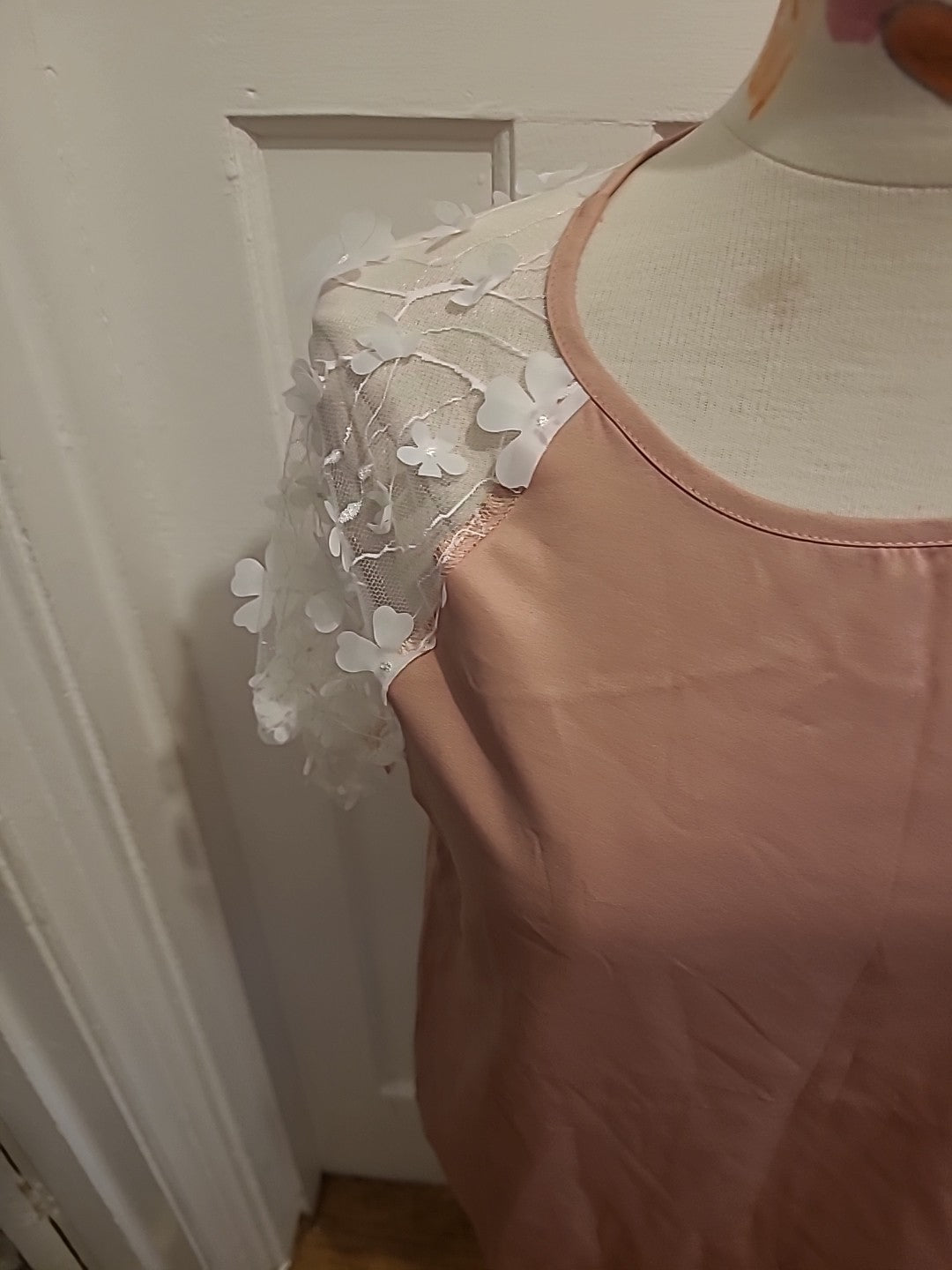 Ladies Shein Size Large Pink With White Floral Sleeve Tshirt