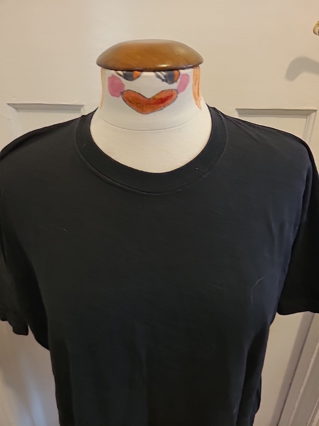 Mens Fruits Of The Loom Size XL Black Short Sleeved Tshirt