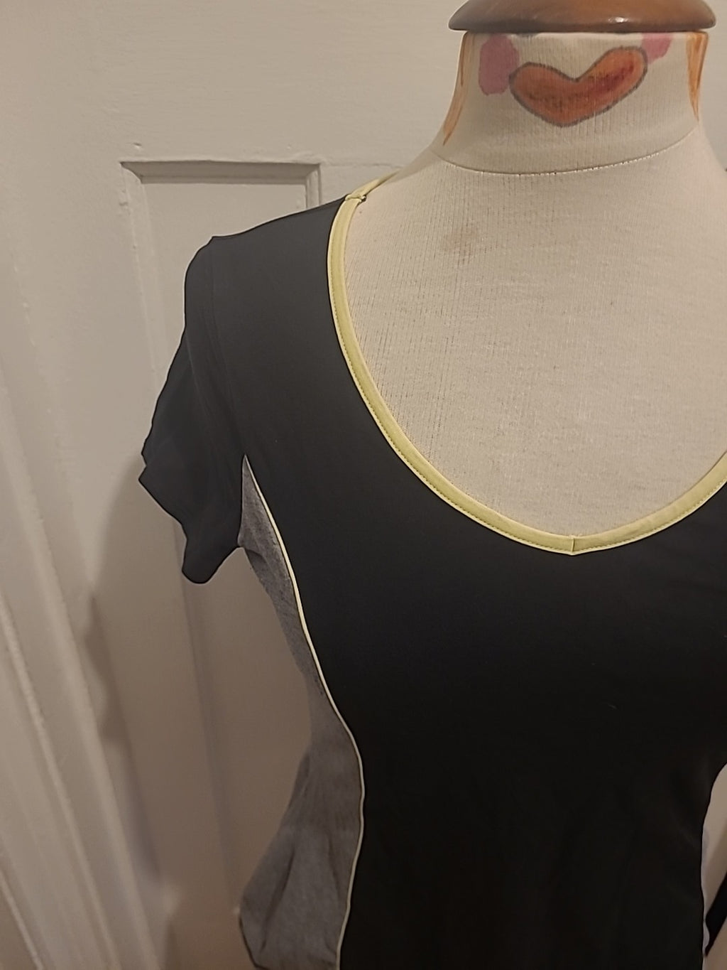 Ladies Marks And Spencer Fitness Size 12 Black Grey Short Sleeved Tshirt