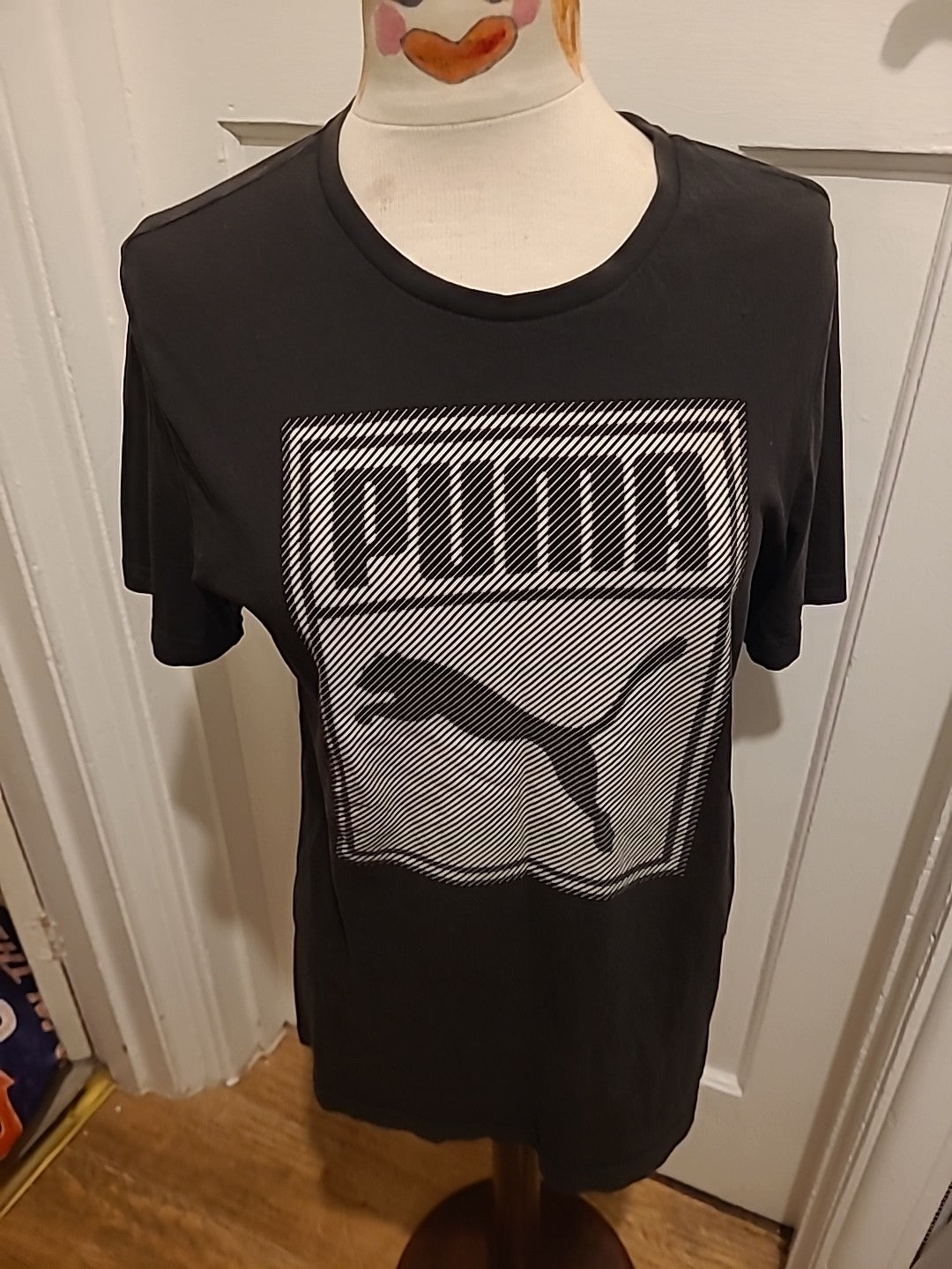 Mens Puma Size Small Black Printed Tshirt Short Sleeved
