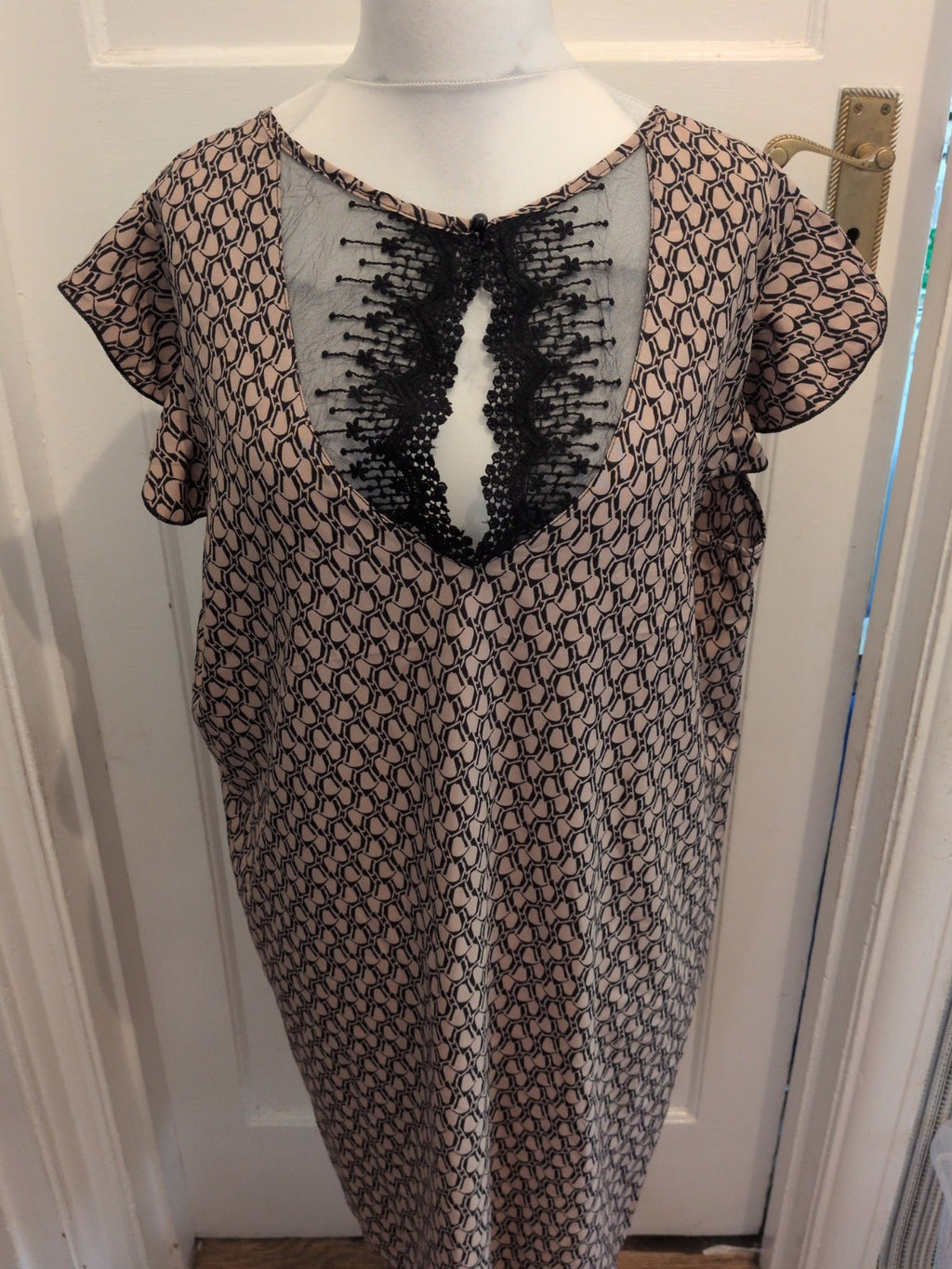 Shein Curve 3XL Pale Brown And Black Short Sleeve Dress
