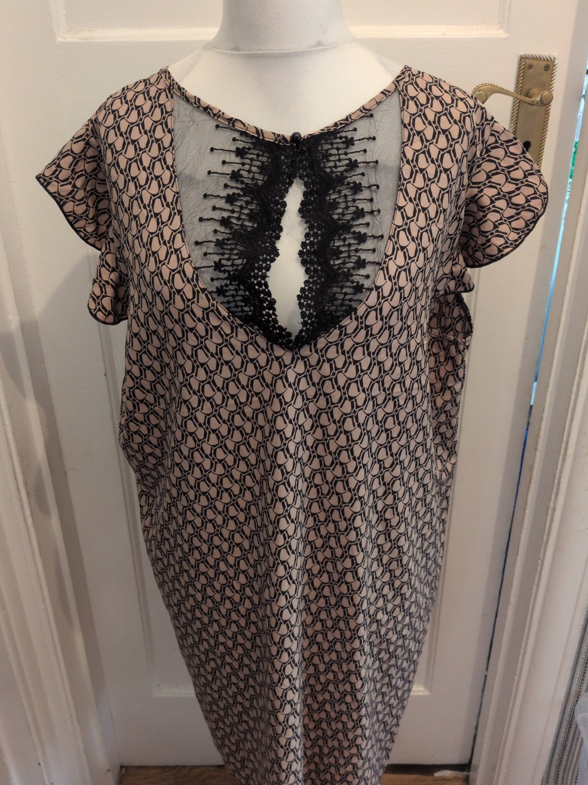 Shein Curve 3XL Pale Brown And Black Short Sleeve Dress
