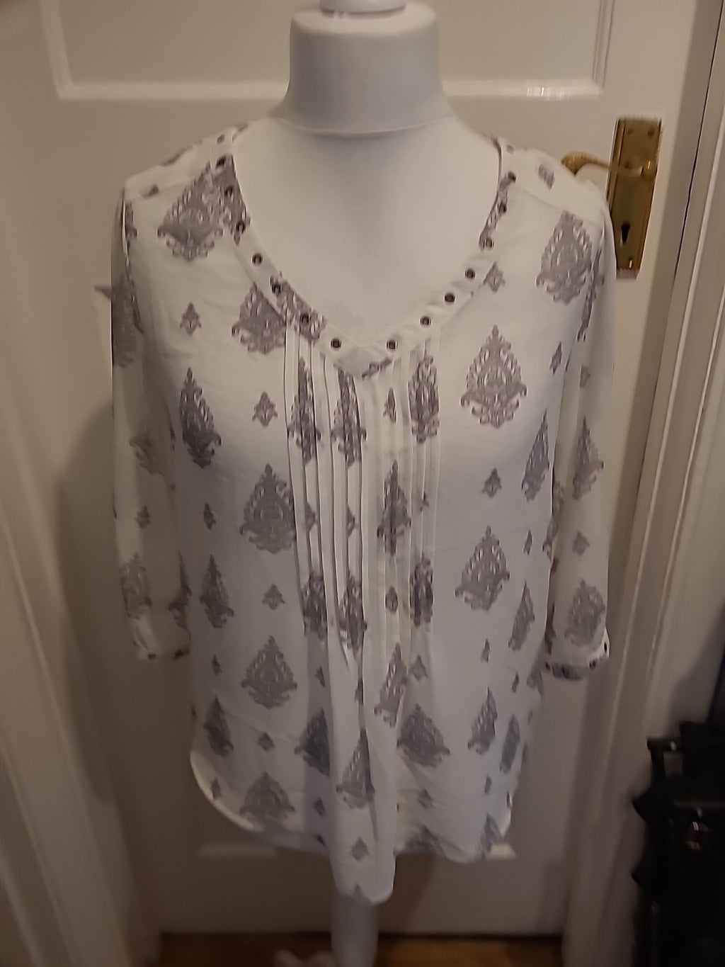 Ladies Next Size 16 Grey And White Aztec Semi See Through Blouse