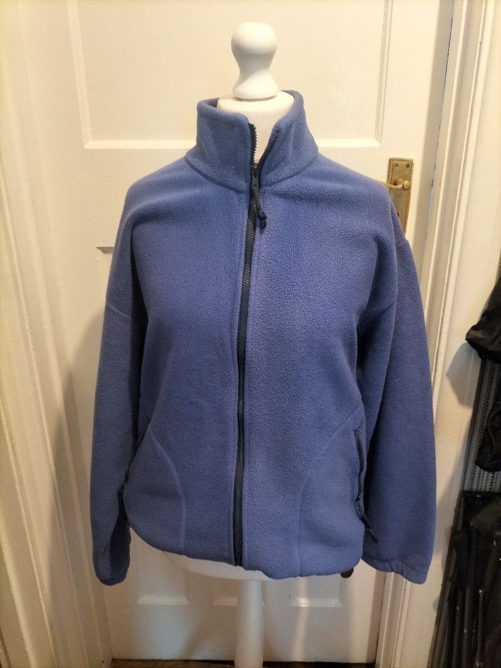 Ladies Size XL Bluey Purple Zipped Jumper