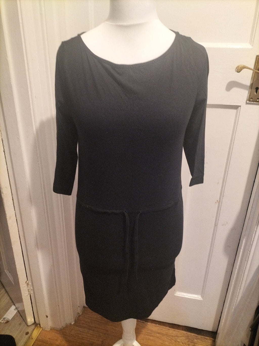 Ladies H&M Size Small Black Short Sleeved A-Line Midi Dress