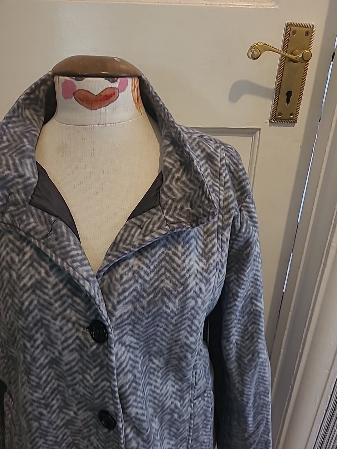 Ladies Anne De Lançay Coat Size Med Grey/white