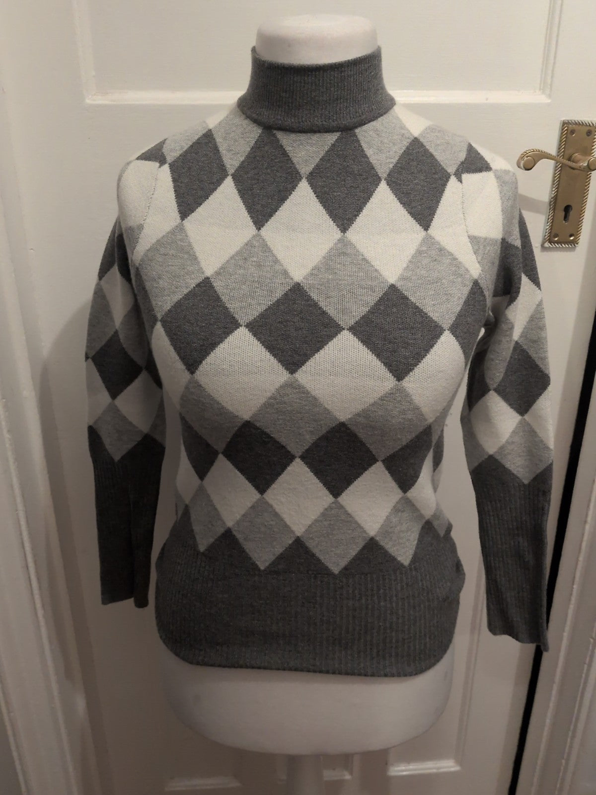 M&S Collection 10 Grey Diamond Pattern High Neck Jumper