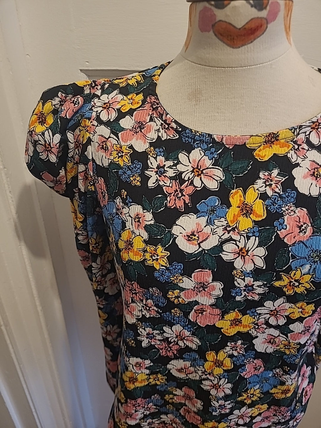Ladies Matalan Size 12 Multi Coloured Long Sleeved Blouse