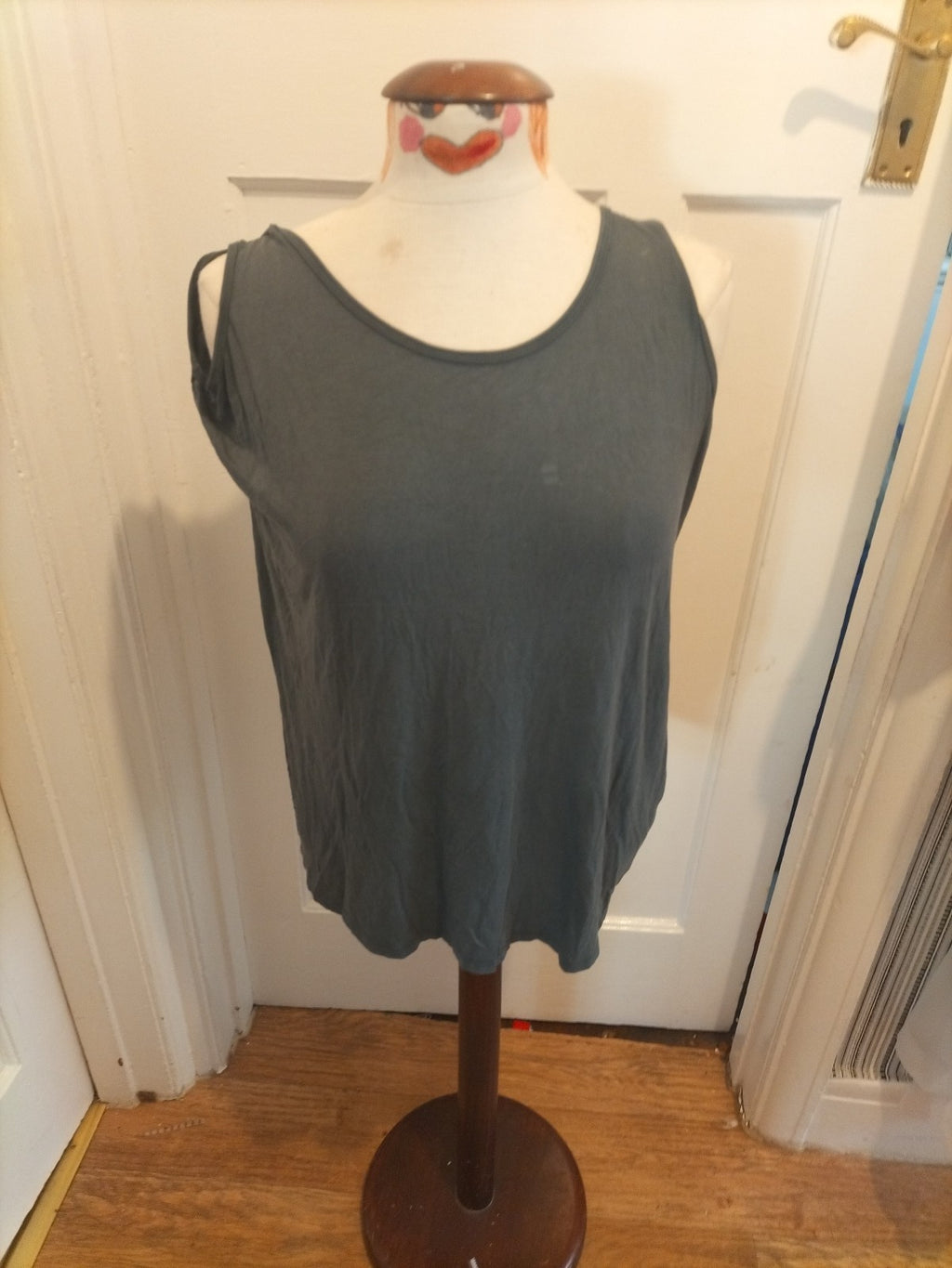Ladies New Look Size 14 Grey Strappy Back Detail Top