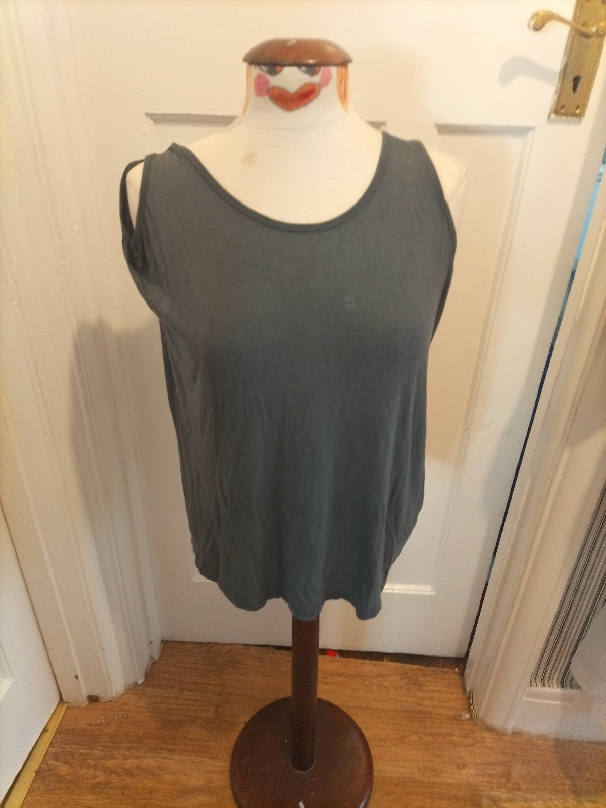Ladies New Look Size 14 Grey Strappy Back Detail Top
