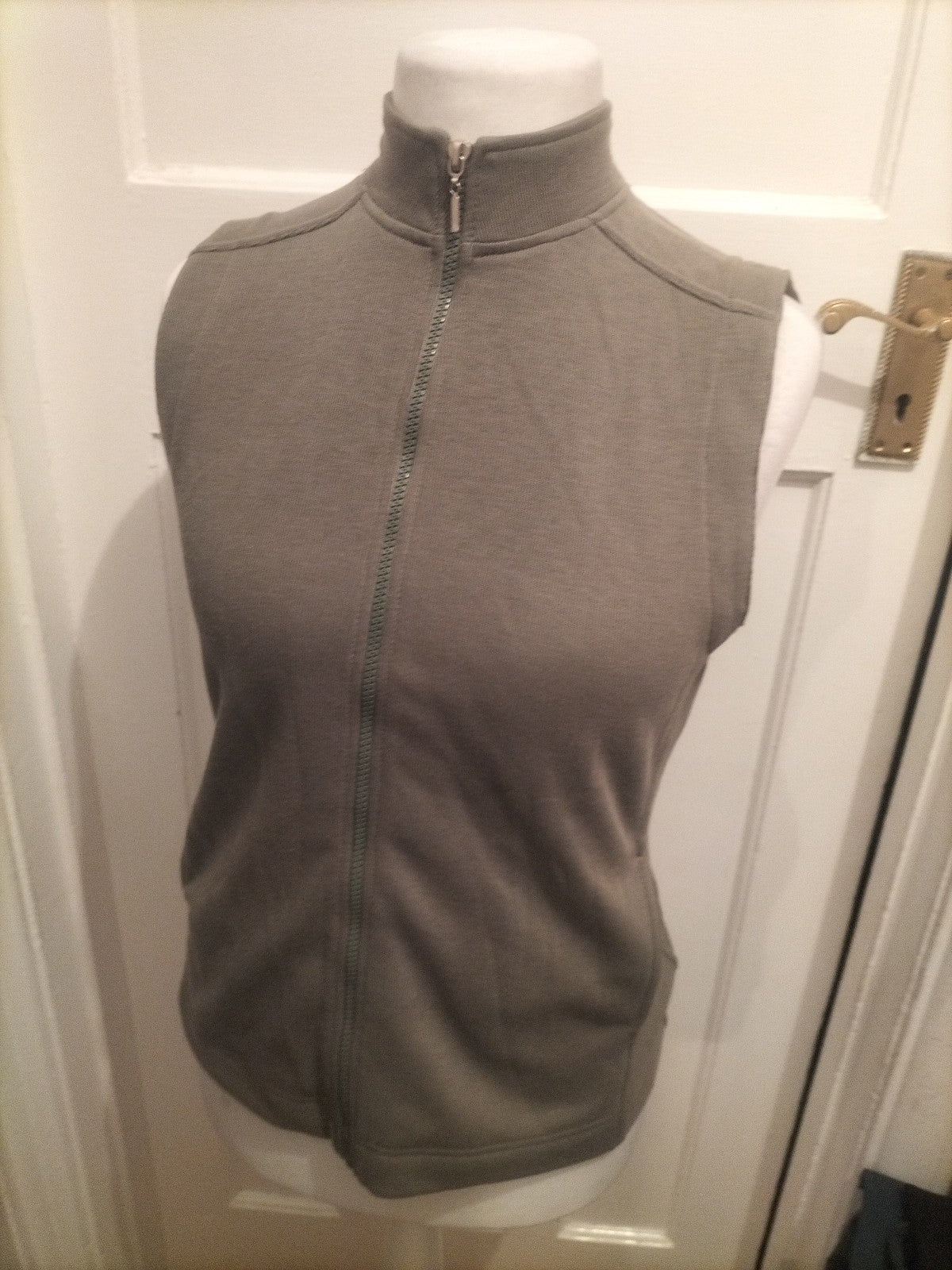 Ladies Viz.A.Viz Size 14 Green Full Zip Sleeveless Jacket