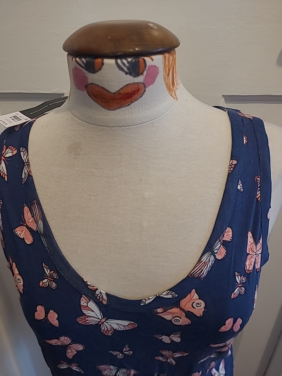 Brand New Ladies Dorothy Perkins Size 14 Navy Butterfly Sleeveless Tshirt