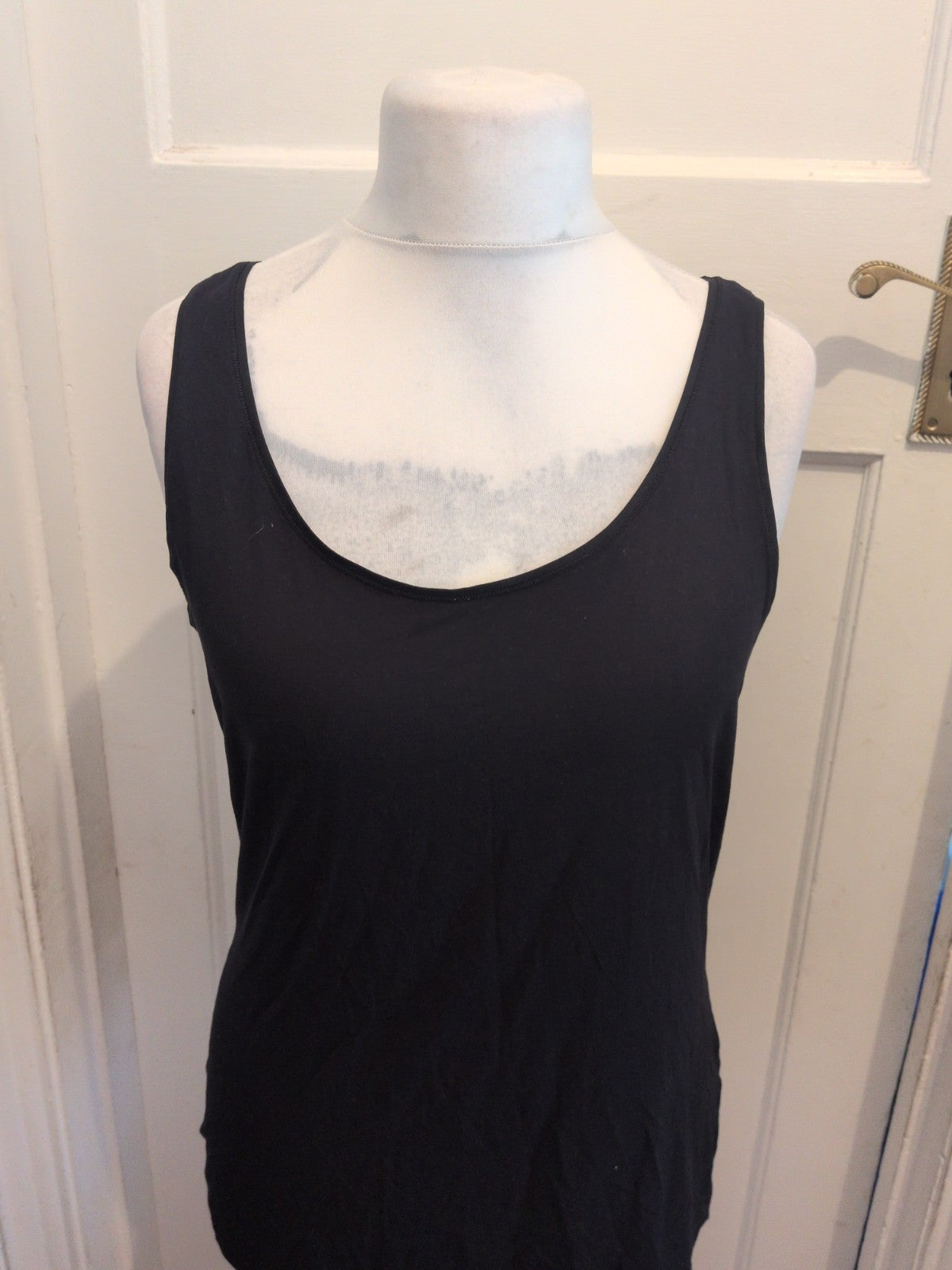 Ladies Marks And Spencer Size 18 Black Sleeveless Swing Vest T-shirt
