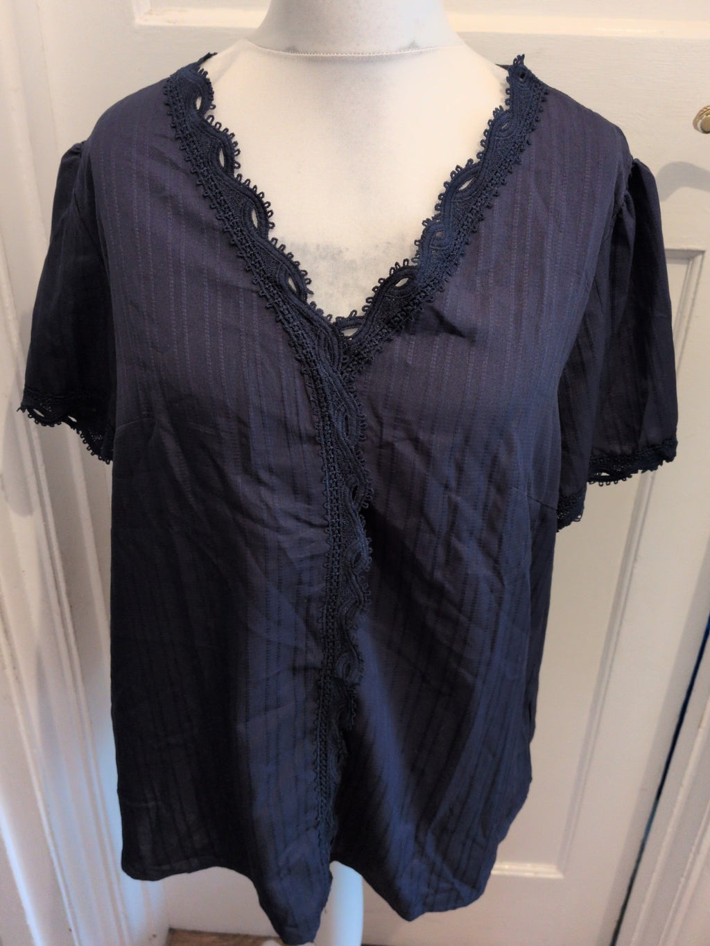 Shein Curve 2XL Navy Short Sleeve Buttoned Blouse