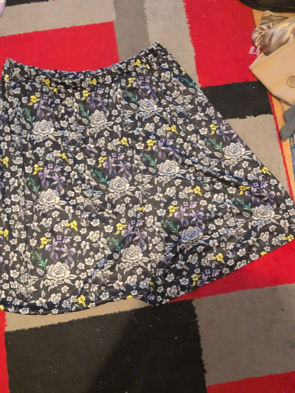 Fashion Friendly 2xl Black Floral Flare Skirt Elasticated