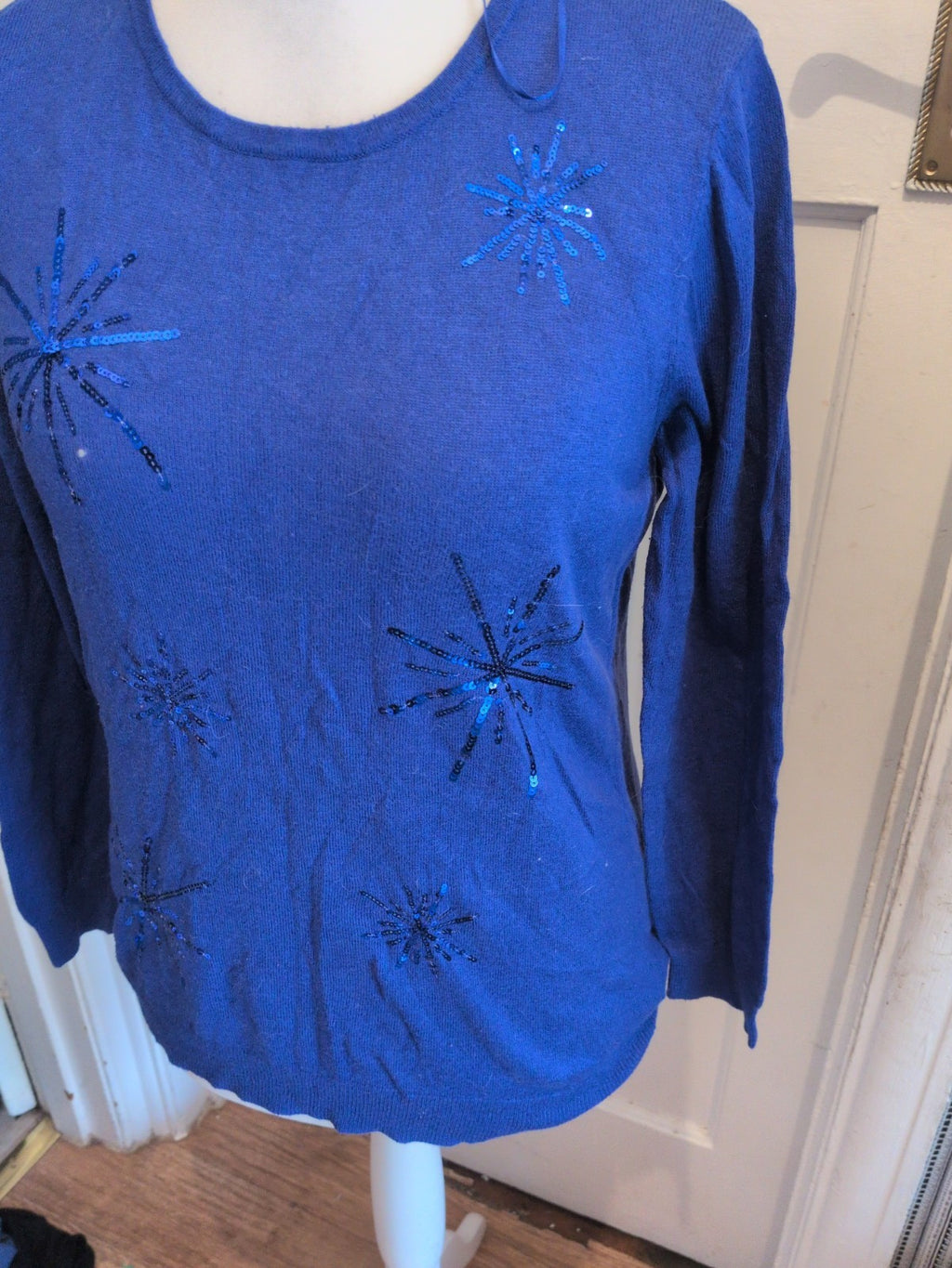 Ladies Damart 14-16 Blue With Sequin Stars Long Sleeve Jumper