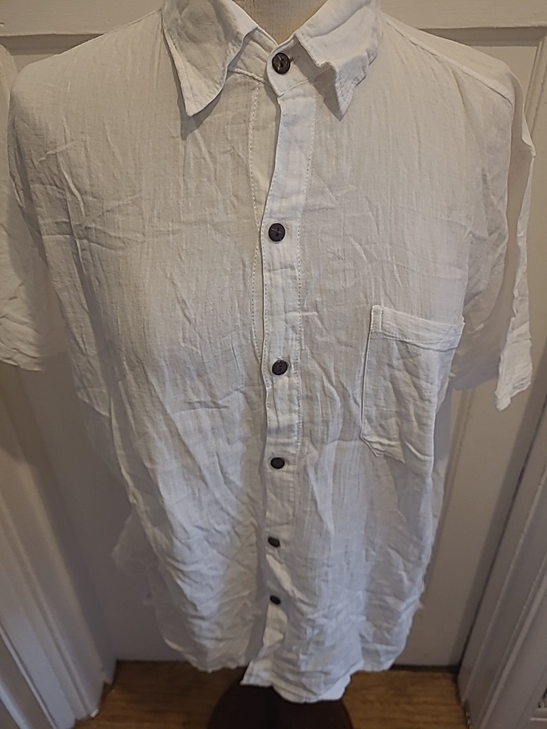 Ladies Chawan Lak Size XL White Short Sleeved Buttoned Blouse