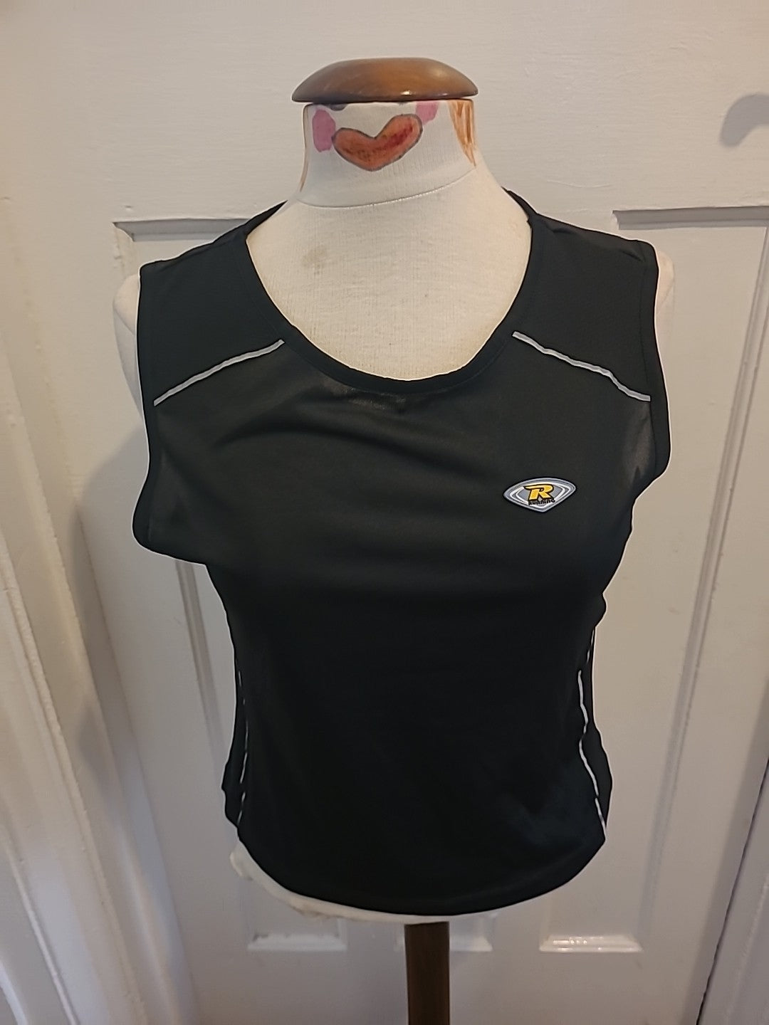 Ladies Feroti Sport Size Large Black Activewear Tshirt