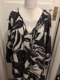 Ladies H&M Size XL Black And White Long Sleeve V Neck Blouse