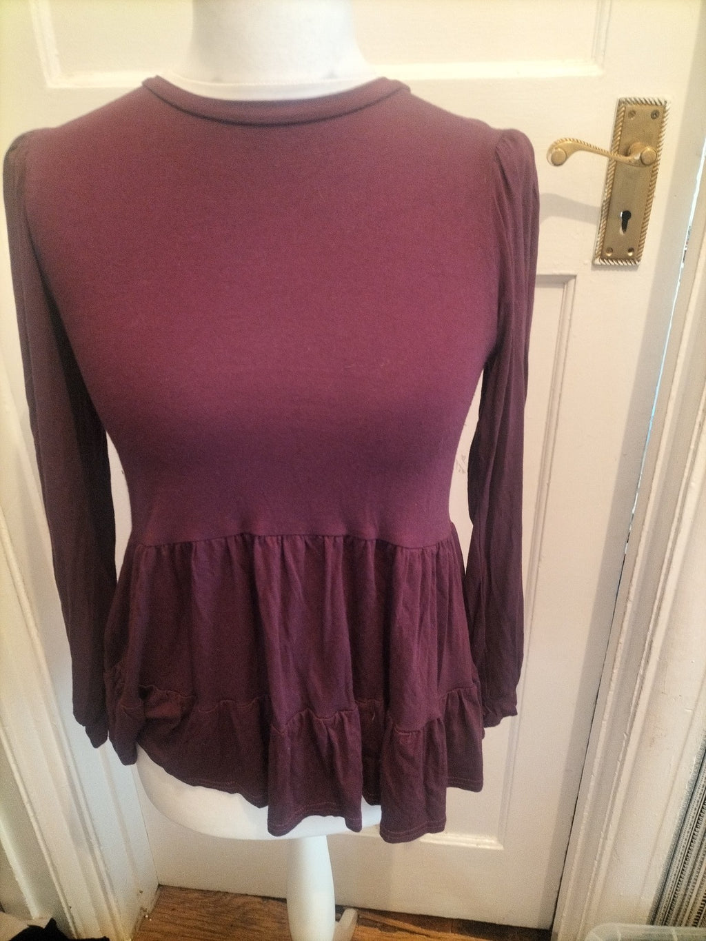 Ladies New Look Size 10 Purple Long Sleeved Flowy Blpuse