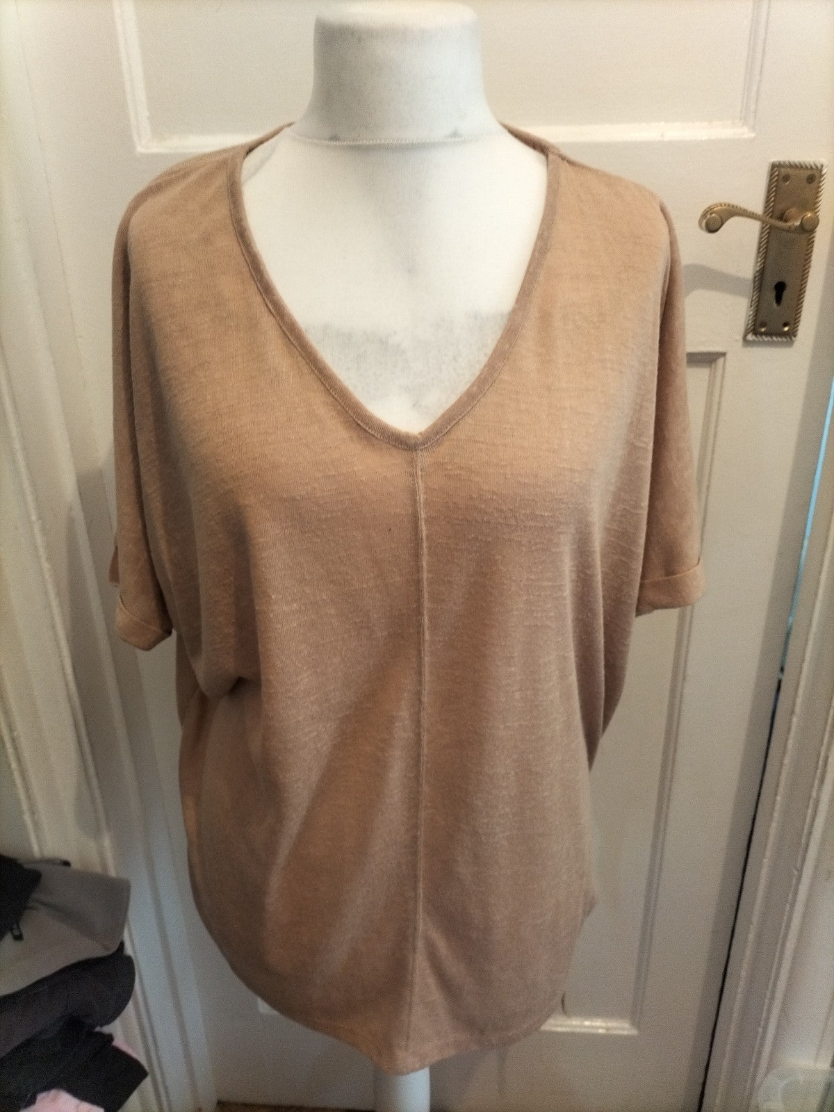 Ladies Pep&Co Size 20 Pale Brown V Neck Blouse Short Sleeved