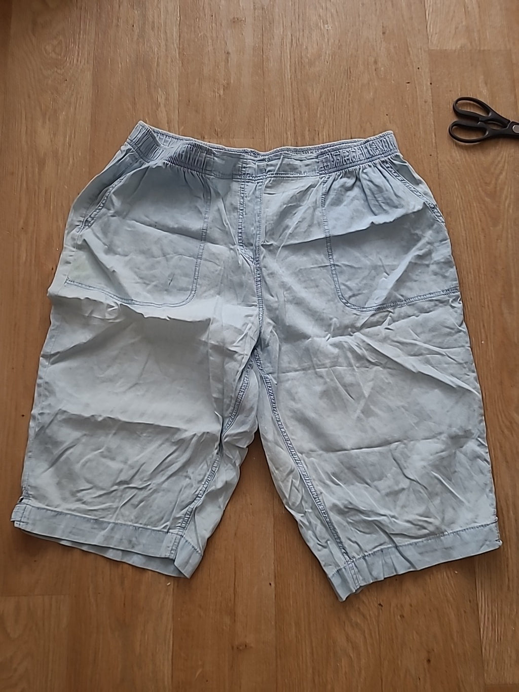 Ladies Pickaberry Size 20 Denim Effect Elasticated Cropped Trousers