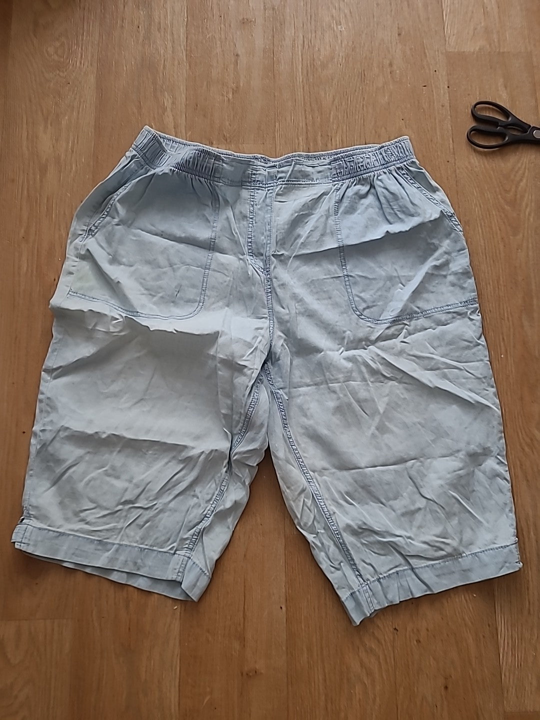 Ladies Pickaberry Size 20 Denim Effect Elasticated Cropped Trousers