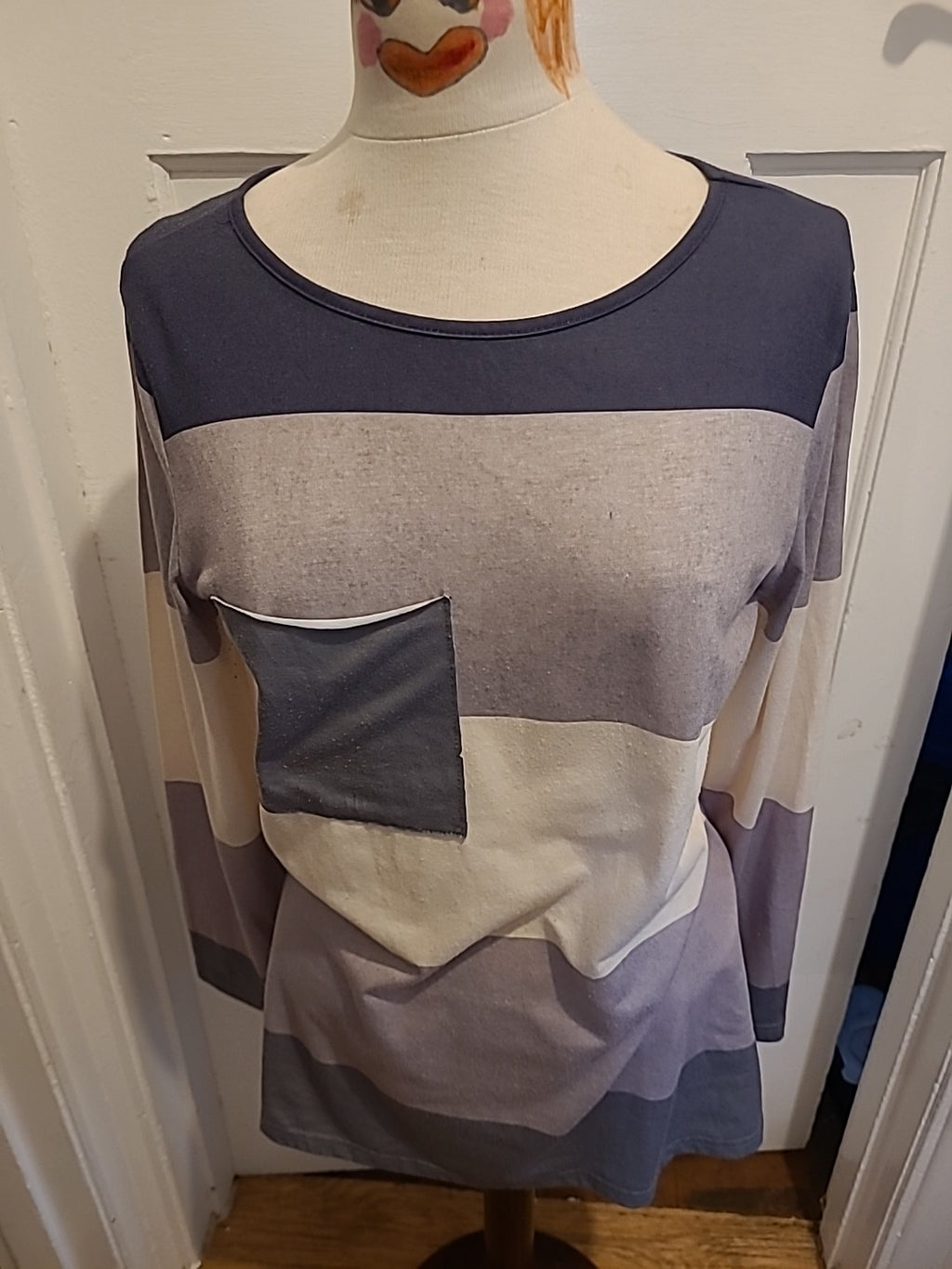 Ladies Large Grey And Navy And Beige Long Sleeve Blouse