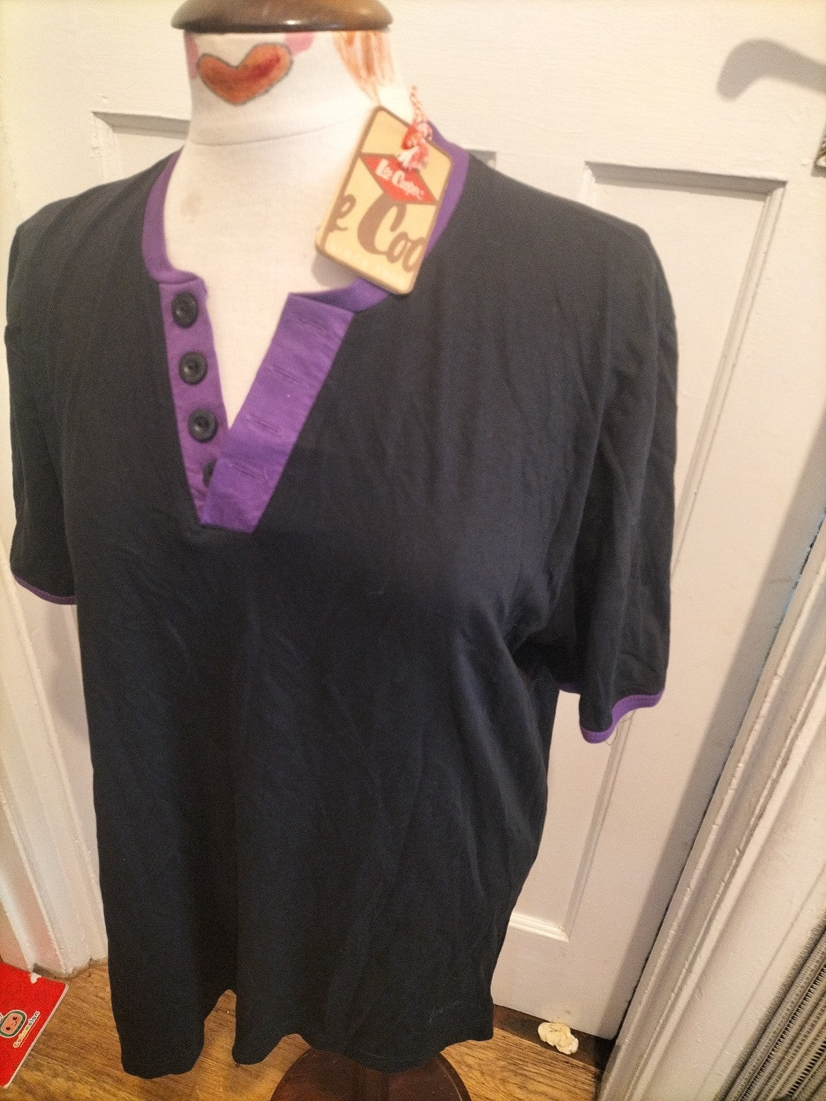 Brand New Mens Lee Cooper Size Medium Black/Purple Short Sleeved Polo