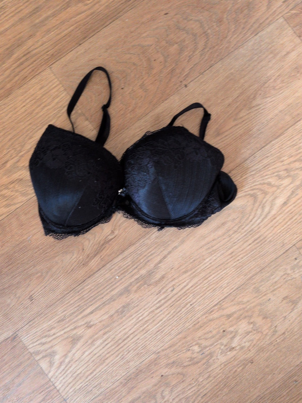 Secret Possessions 36B Black Padded And Wired Bra