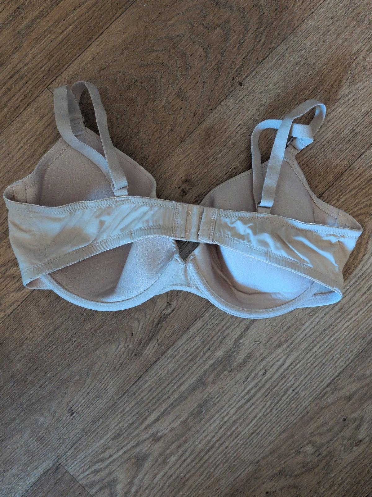 Tu 36c Nude Padded And Wired Bra