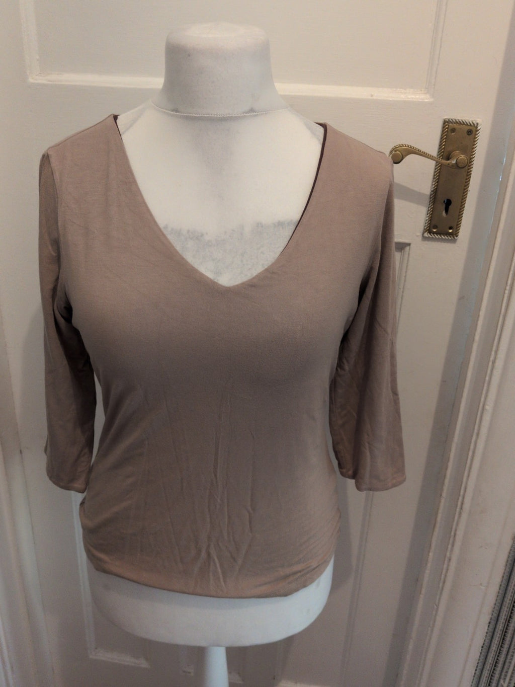 M/L Beige V Neck T-shirt Half Sleeve