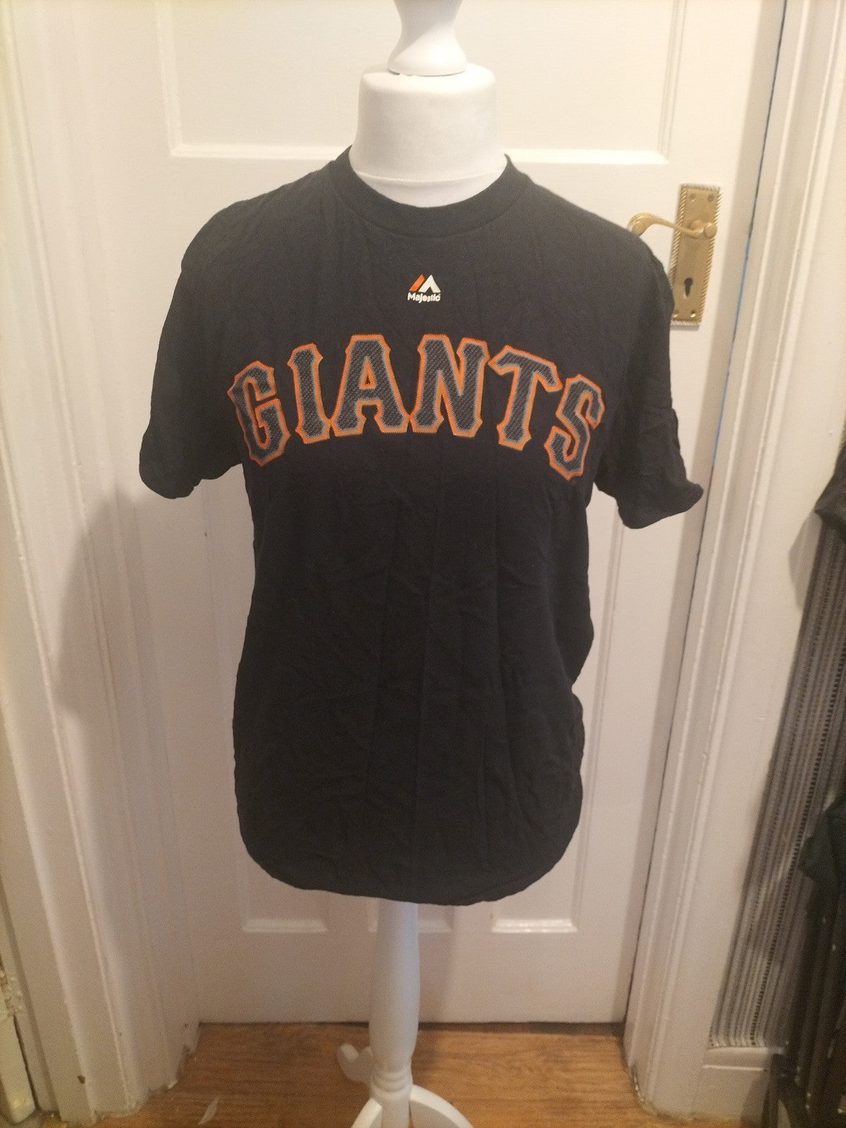 Mens Majestic Size Medium Black Printed Tshirt