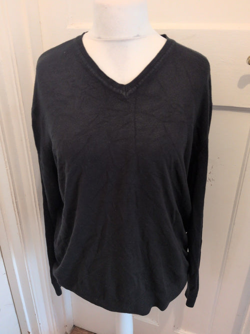 2XL Black Long Sleeve V Neck Jumper