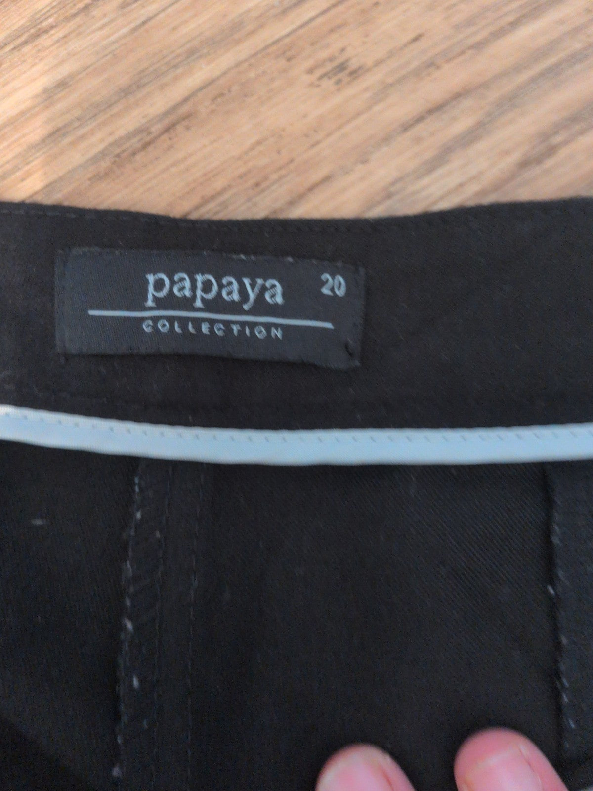 Ladies Papaya Size 20 Black Smart Trousers