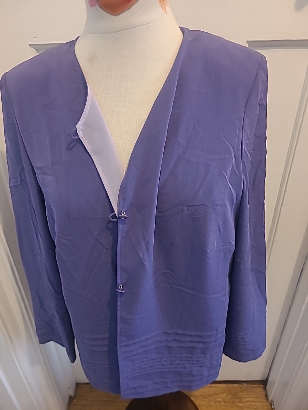 Ladies Jacques Vert Size 12 Purple Slightly Padded Thin Cardigan Long Sleeve