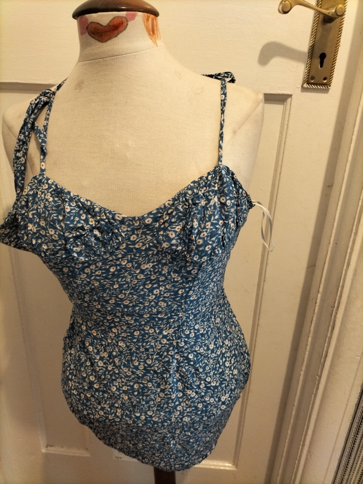 Ladies Shein Size Small Blue/White Sleeveless Blouse