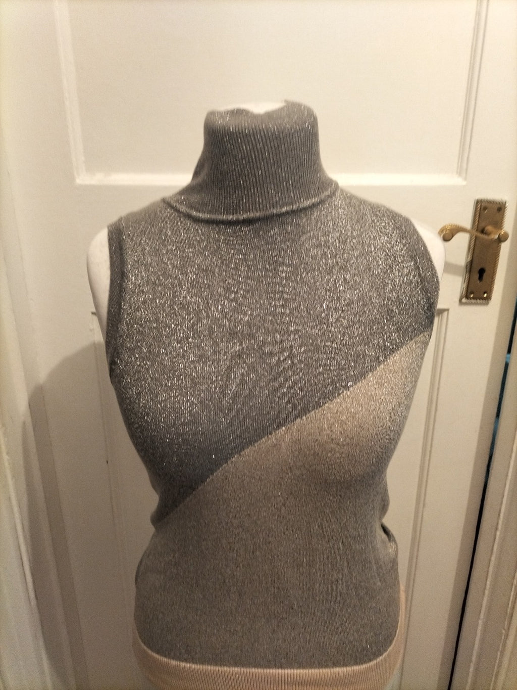 Ladies River Island Size 10 Silver Shimmer Sleeveless Top