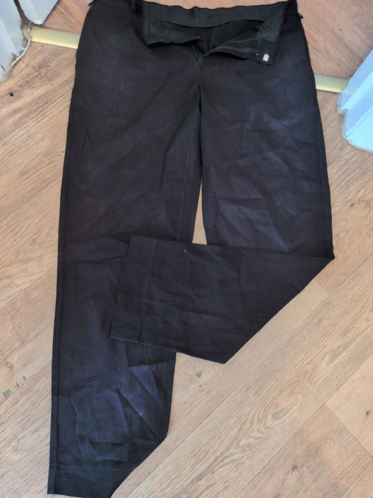 Dimensions 34L Black Iceland Trousers