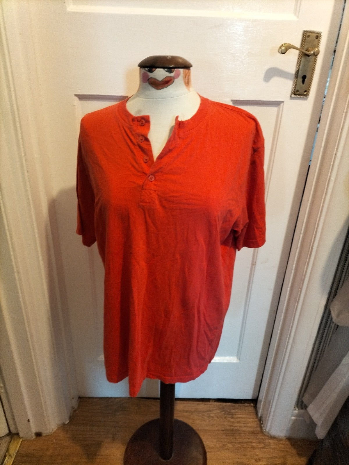 Ladies Cotton Traders Size Large Coral Short Sleeved Tshirt