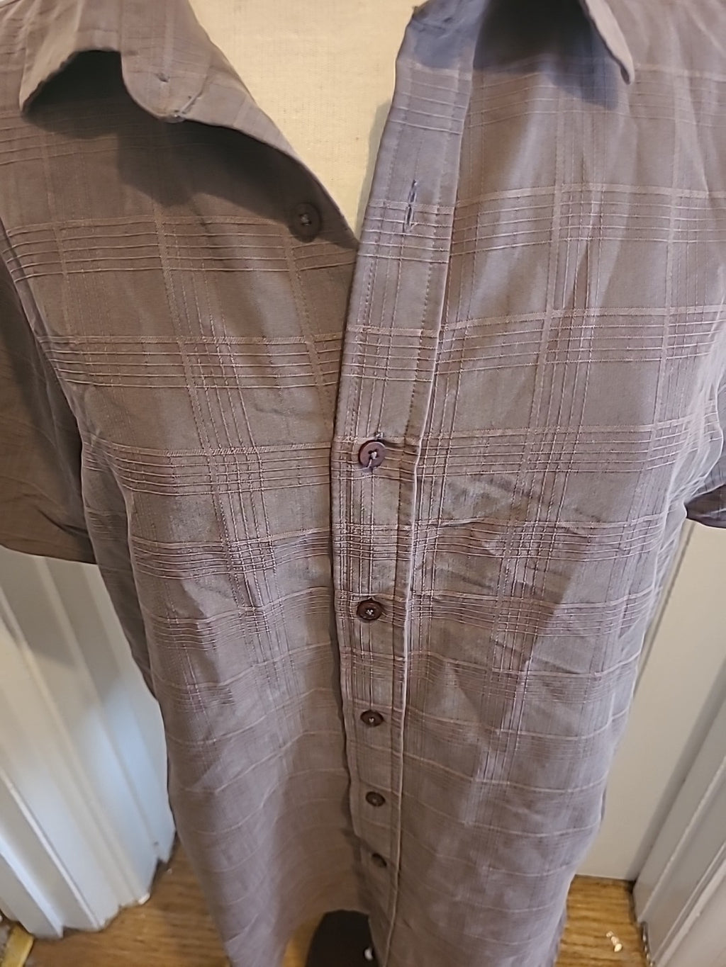 Mens Jeff Banks Size Large Brown Short Sleeve Shirt